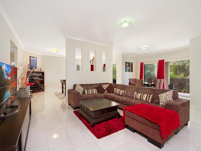 4 Silkyoak Court, North Lakes QLD 4509