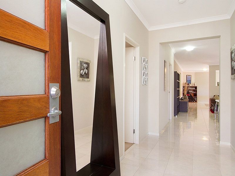 4 Silkyoak Court, North Lakes QLD 4509