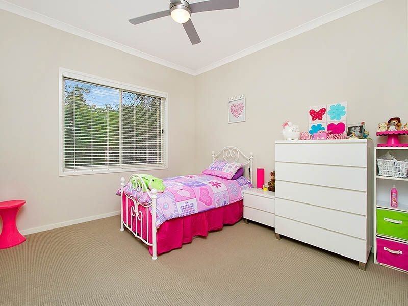 4 Silkyoak Court, North Lakes QLD 4509