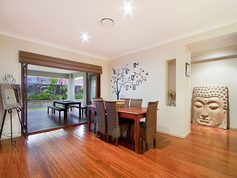 2 Warabi Crescent, North Lakes QLD 4509