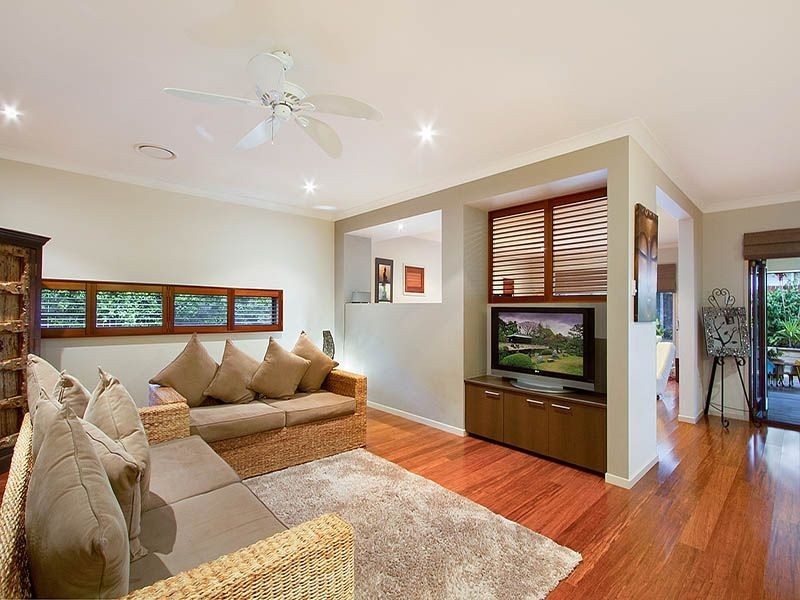2 Warabi Crescent, North Lakes QLD 4509