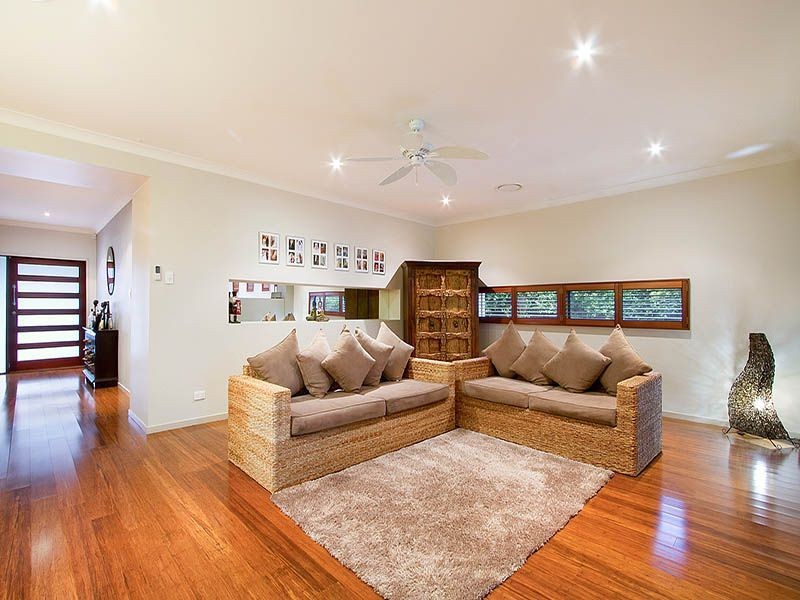 2 Warabi Crescent, North Lakes QLD 4509