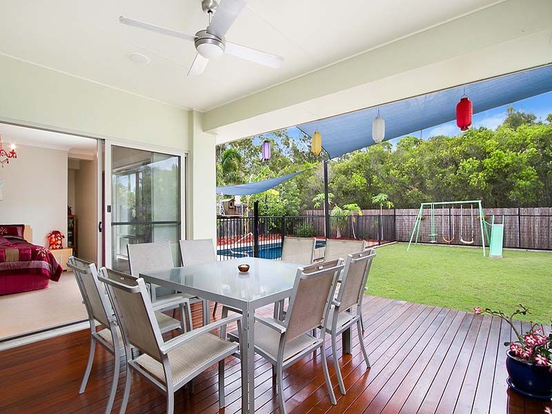 10 Silkyoak Court, North Lakes QLD 4509