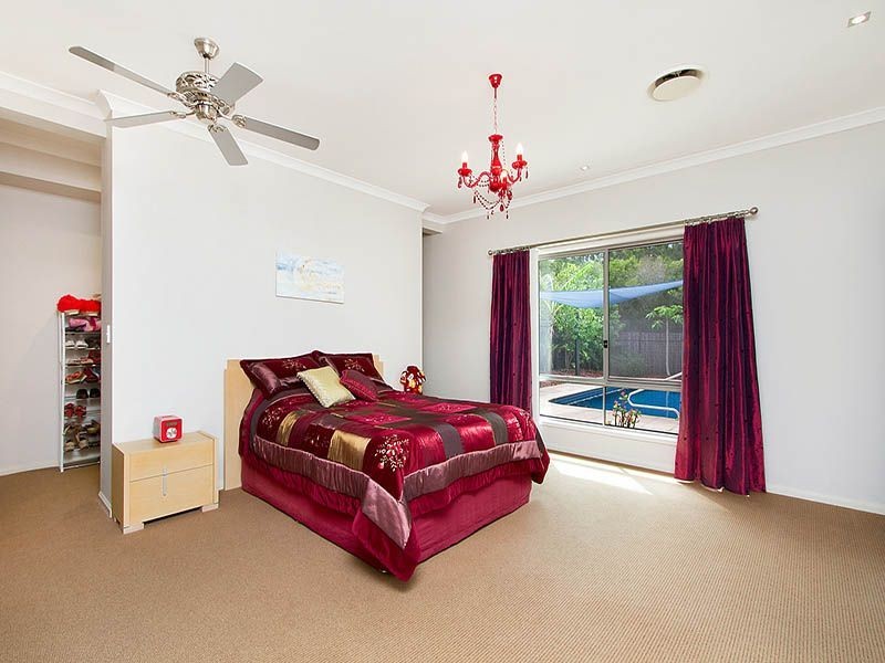 10 Silkyoak Court, North Lakes QLD 4509