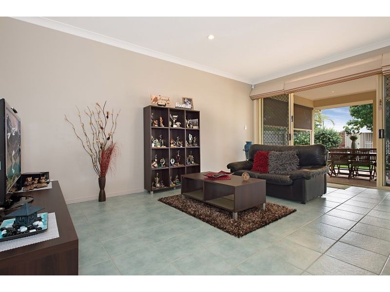 21 Abernant Court, Dakabin QLD 4503