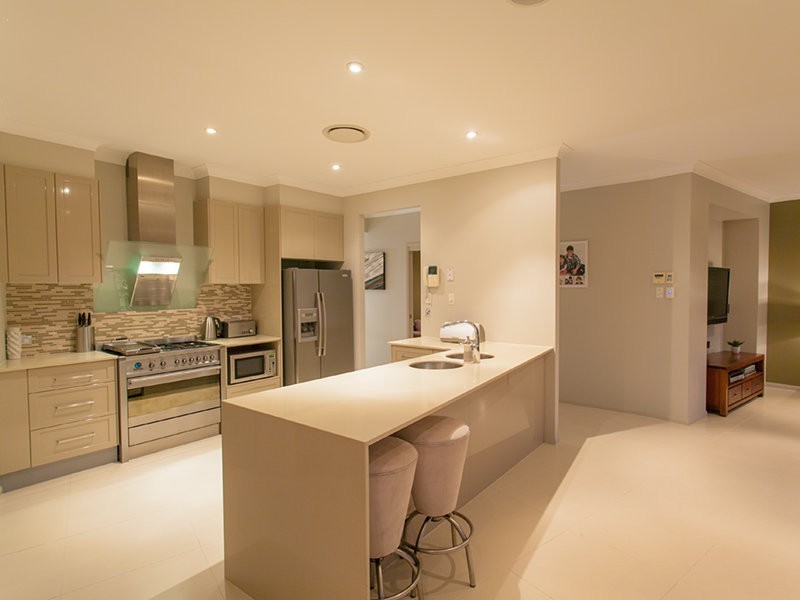 25 Allenby Close, North Lakes QLD 4509