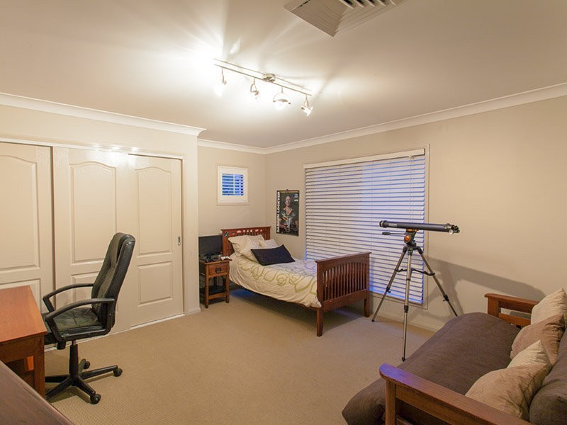 25 Allenby Close, North Lakes QLD 4509