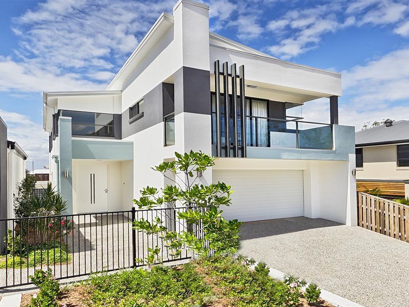 4 Hollow Crescent, Narangba QLD 4504