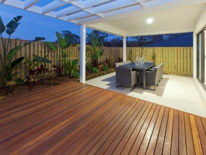 4 Hollow Crescent, Narangba QLD 4504