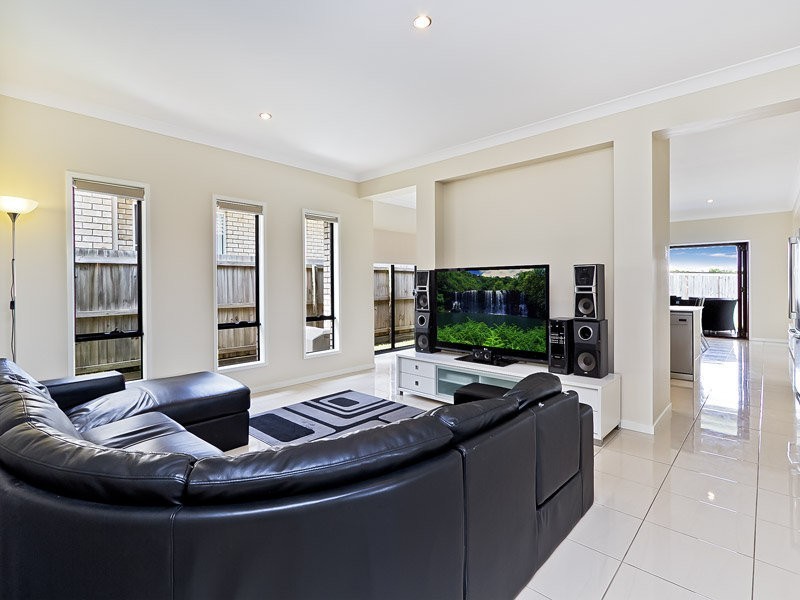 41 Dusky Street, North Lakes QLD 4509