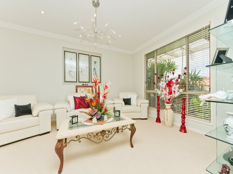 30 Dotterel Crescent, North Lakes QLD 4509