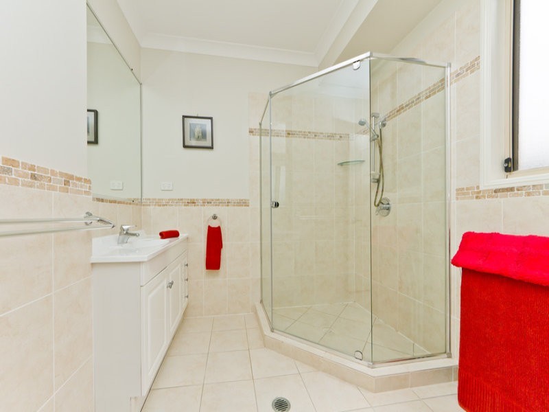 30 Dotterel Crescent, North Lakes QLD 4509