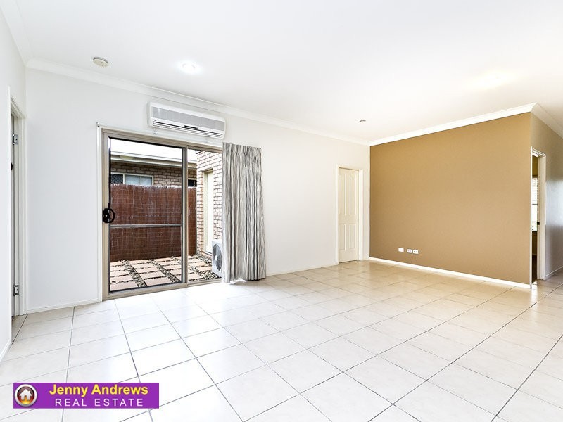 16 Brockman Street, North Lakes QLD 4509