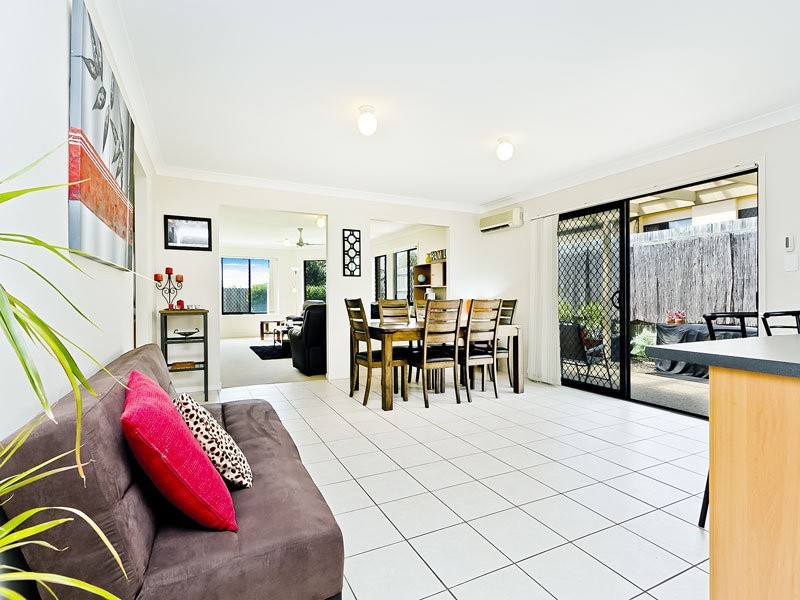 7 Willandra Parade, North Lakes QLD 4509