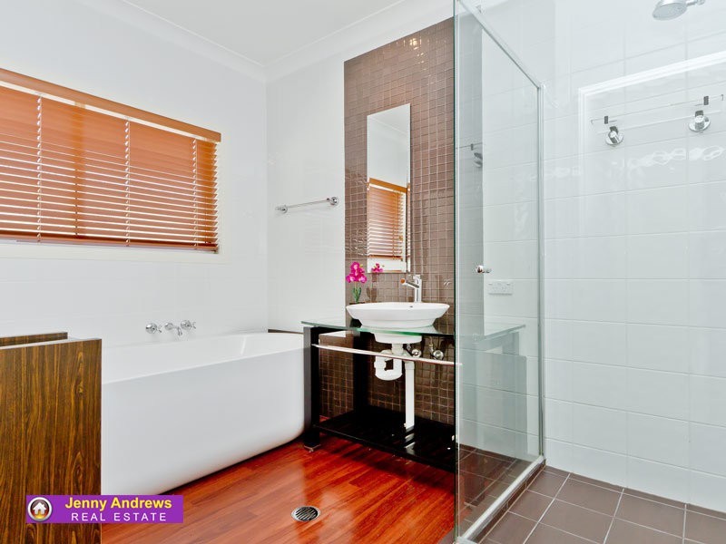 37 Cottonwood Circuit, North Lakes QLD 4509