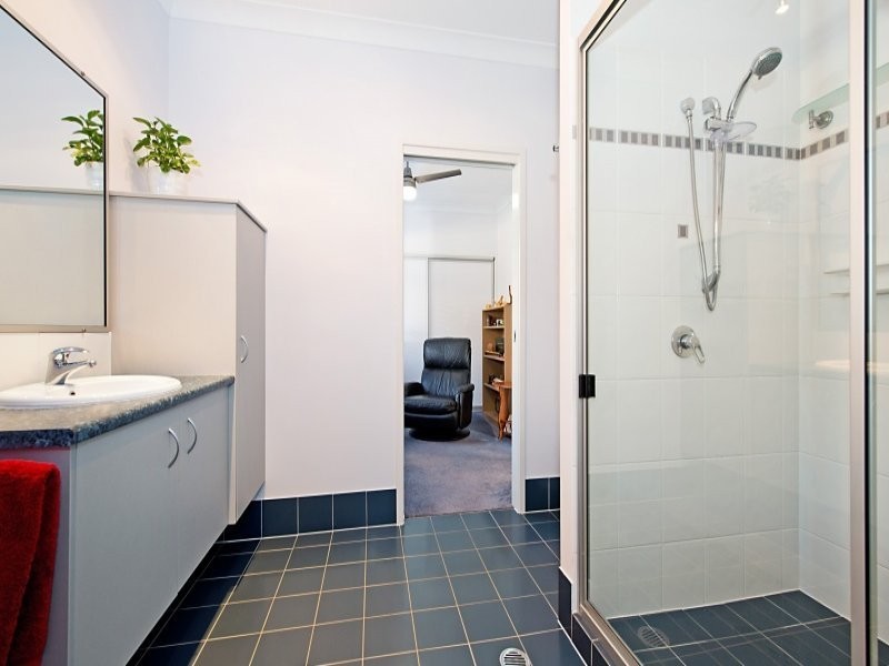 8 Possum Parade, North Lakes QLD 4509