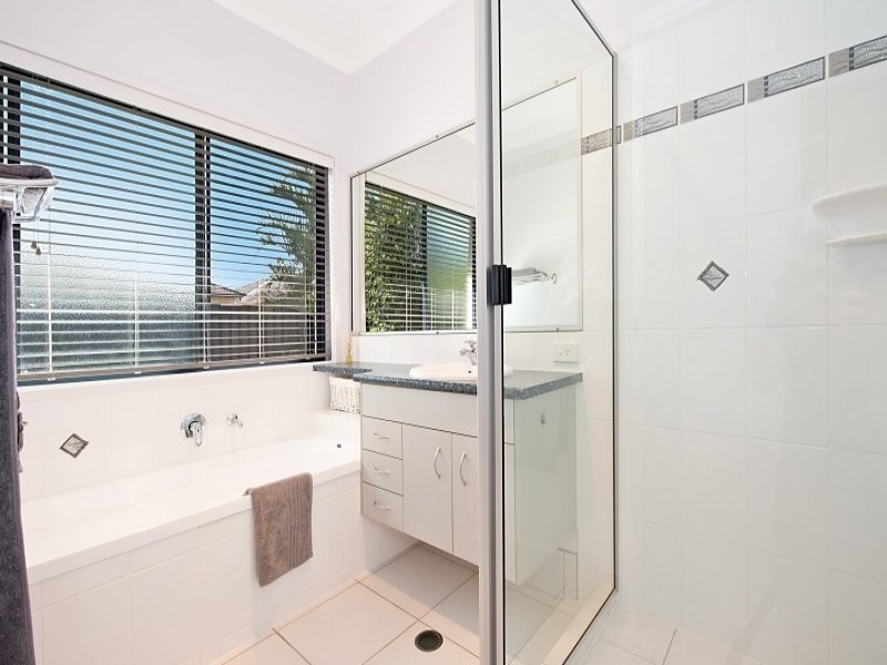 8 Possum Parade, North Lakes QLD 4509