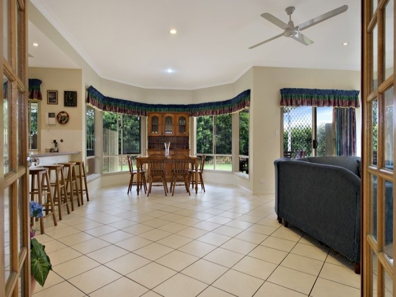 10 Lochern Court, North Lakes QLD 4509