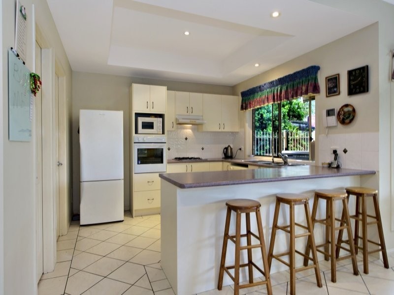 10 Lochern Court, North Lakes QLD 4509