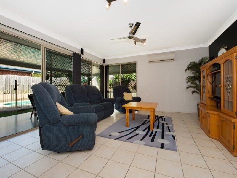 7 Malanda Court, North Lakes QLD 4509