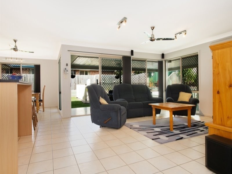 7 Malanda Court, North Lakes QLD 4509