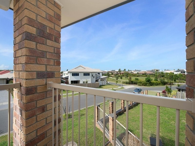 29 Sears Parade, North Lakes QLD 4509