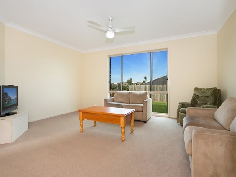 29 Sears Parade, North Lakes QLD 4509