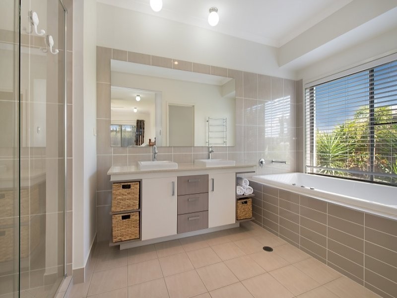 3 Crenshaw Street, North Lakes QLD 4509