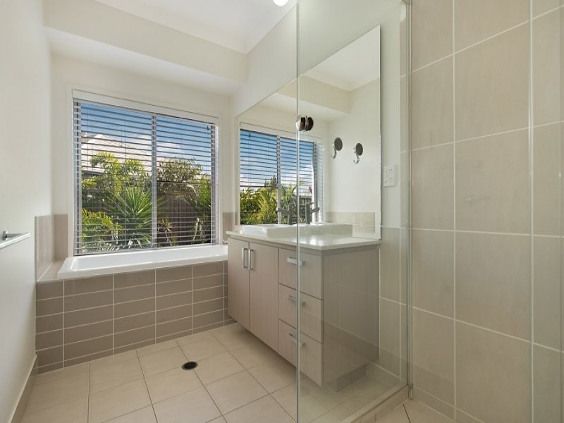 3 Crenshaw Street, North Lakes QLD 4509