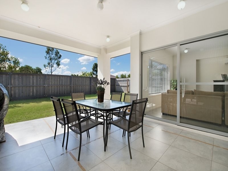 3 Crenshaw Street, North Lakes QLD 4509