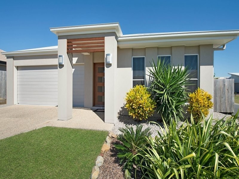 16 Portmarnock Street, North Lakes QLD 4509