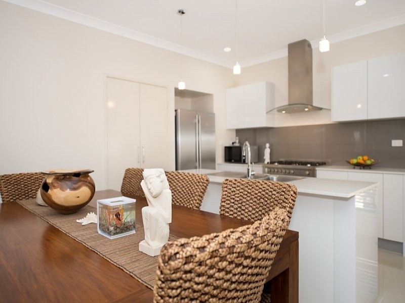 16 Portmarnock Street, North Lakes QLD 4509