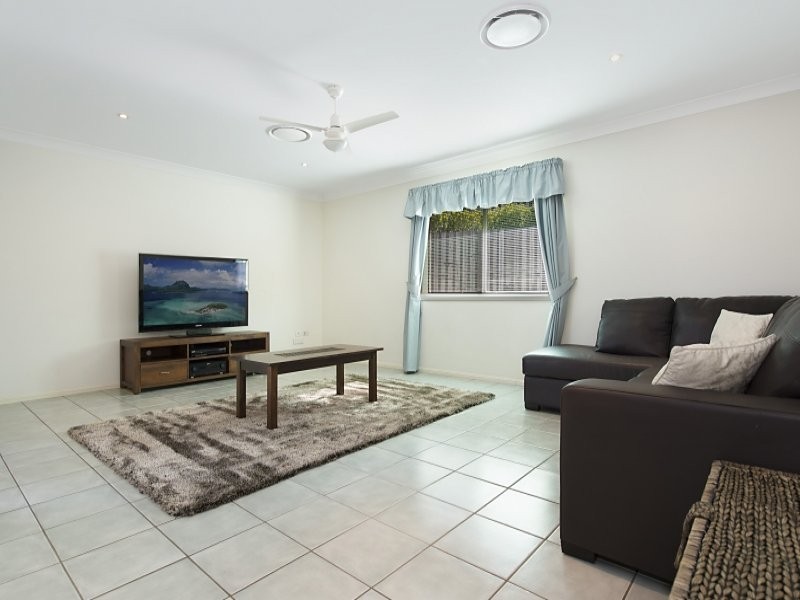 12 Copeland Drive, North Lakes QLD 4509