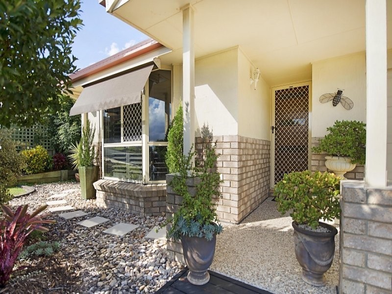 4 Bradford Street, North Lakes QLD 4509