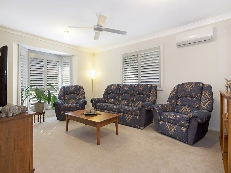 4 Bradford Street, North Lakes QLD 4509