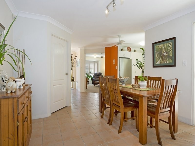 4 Bradford Street, North Lakes QLD 4509