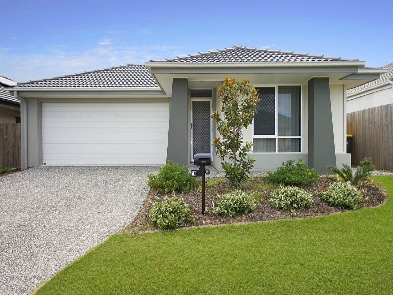 19 Wallis Circuit, North Lakes QLD 4509
