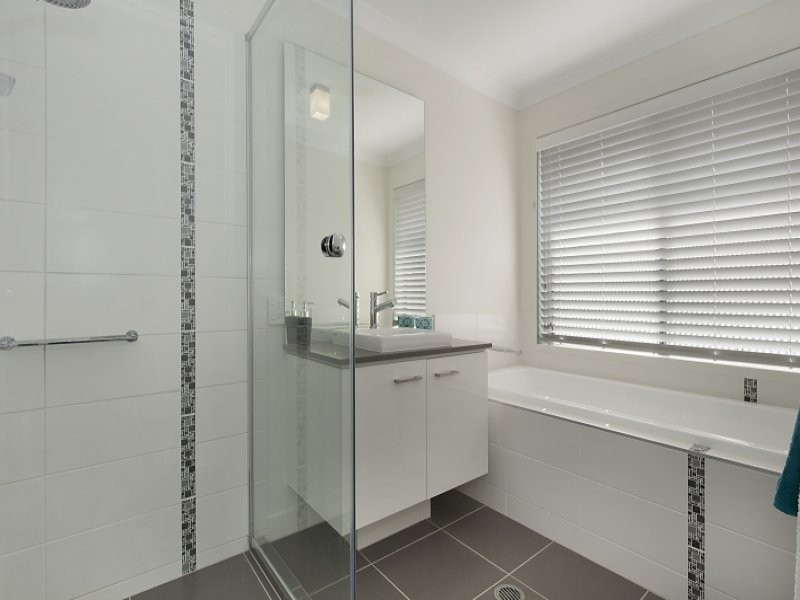 13 Lytham Circuit, North Lakes QLD 4509