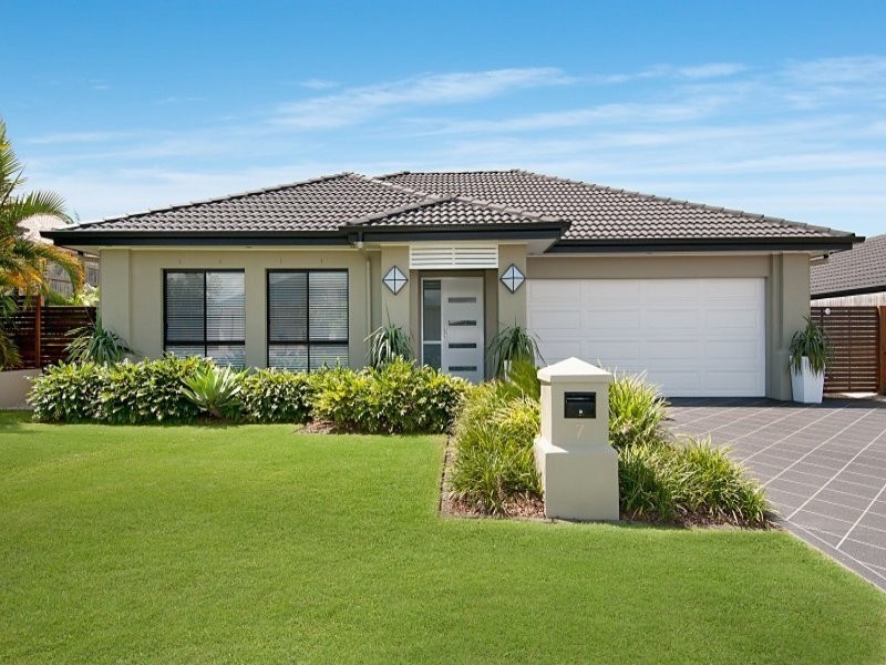 7 Millettia Close, North Lakes QLD 4509