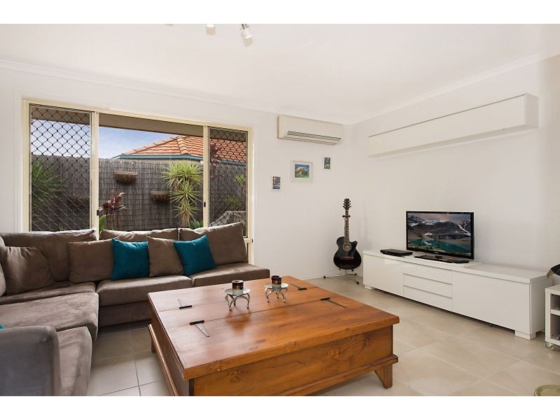 8 Jabiru Drive, Mango Hill QLD 4509