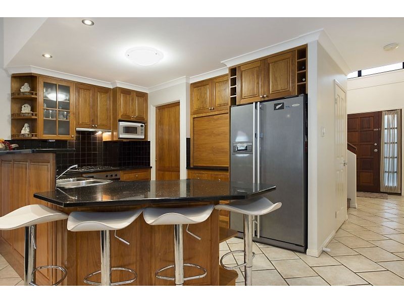 24 Chilton Crescent, North Lakes QLD 4509