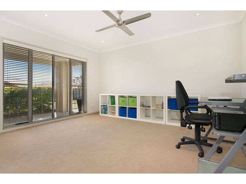 21 Hare Street, North Lakes QLD 4509