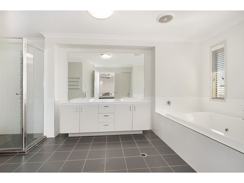 21 Hare Street, North Lakes QLD 4509