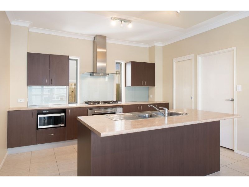 11 Allenby Close, North Lakes QLD 4509