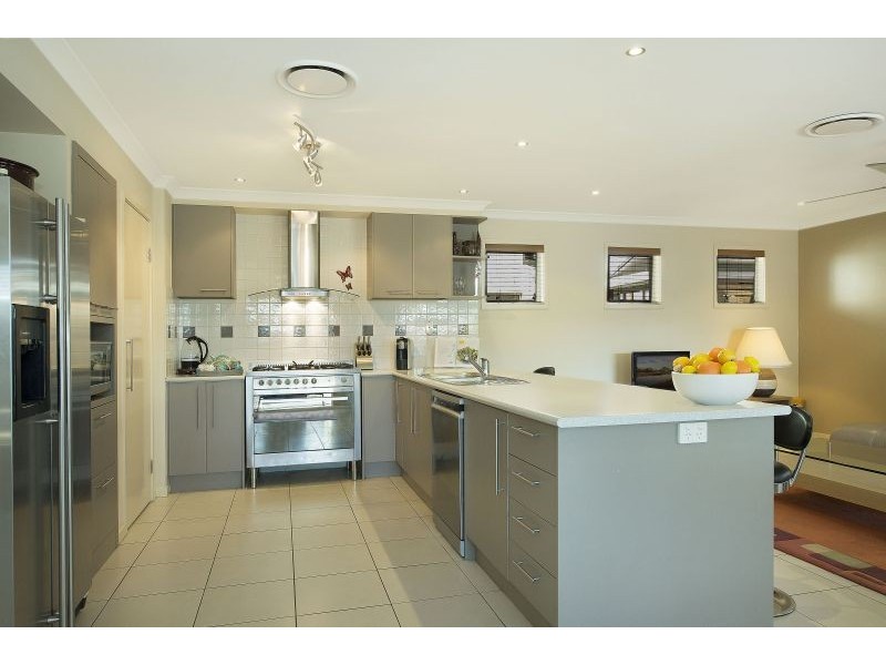 2 Lacebark Street, North Lakes QLD 4509