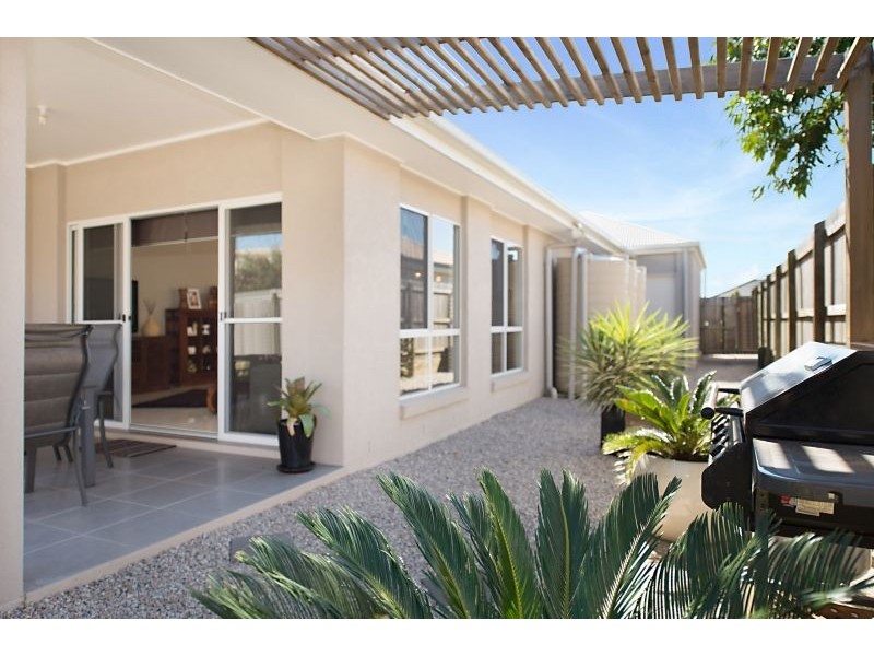 16 Portmarnock Street, North Lakes QLD 4509