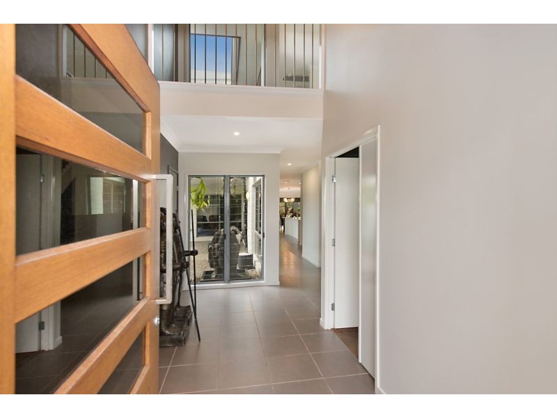 18 Sears Parade, North Lakes QLD 4509