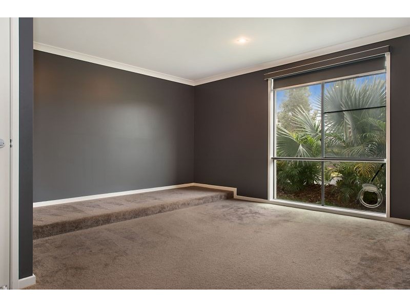 18 Sears Parade, North Lakes QLD 4509