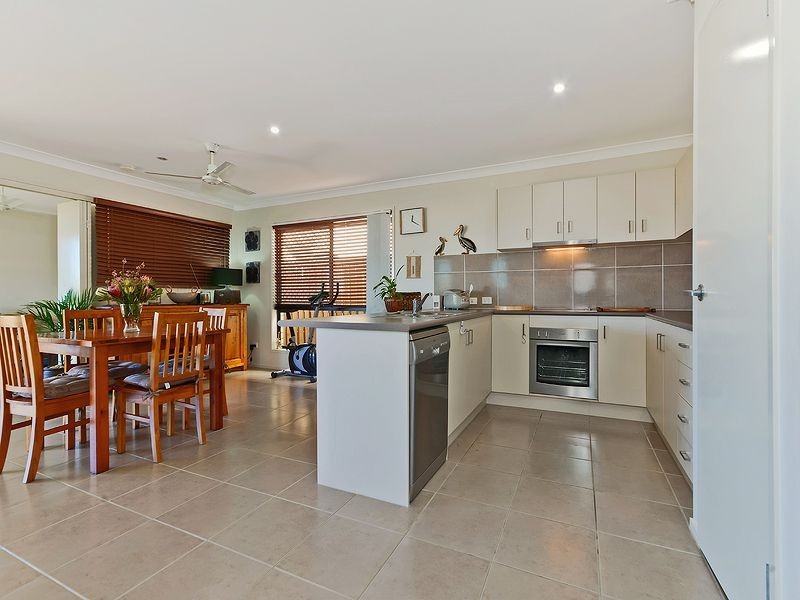 24 Edward Close,, North Lakes QLD 4509