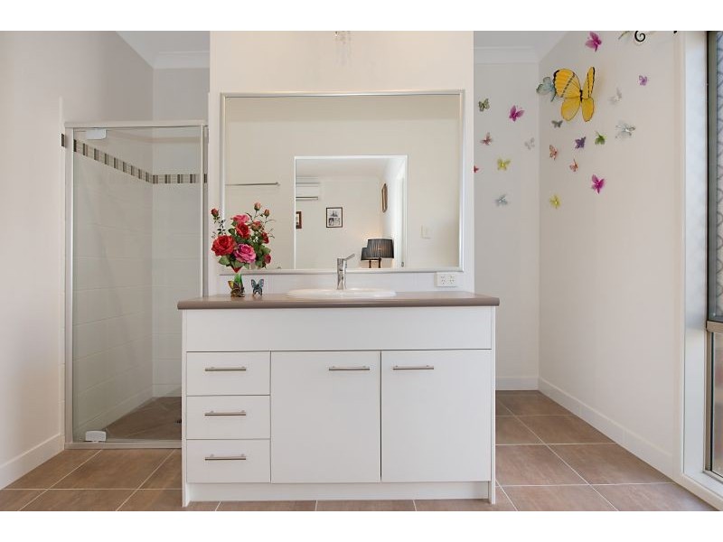 20 Sunstone Circuit, Mango Hill QLD 4509